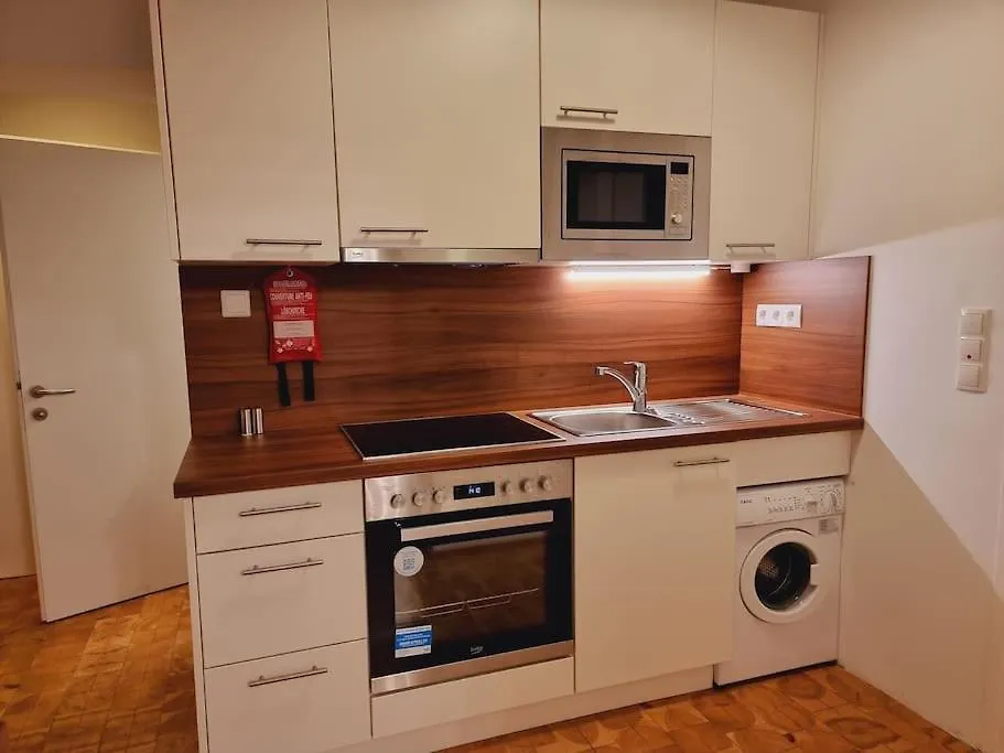 Sissi Royal Suite - Inner City 4 Bedroom Apartment Vienna