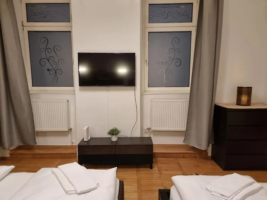 Sissi Royal Suite - Inner City 4 Bedroom Apartment Vienna Austria